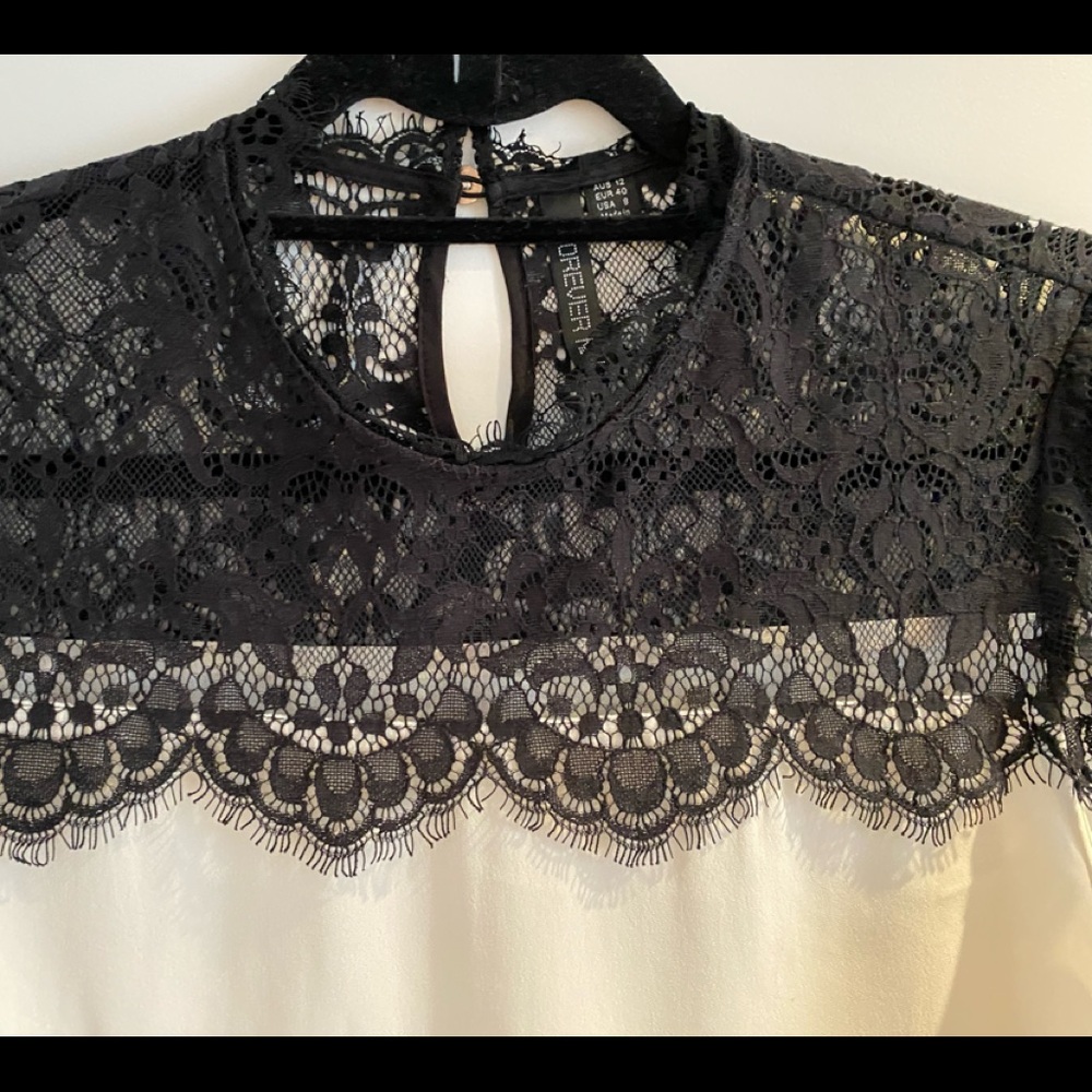 FOREVER NEW | Black Lace and White Top - Picture 3 of 8